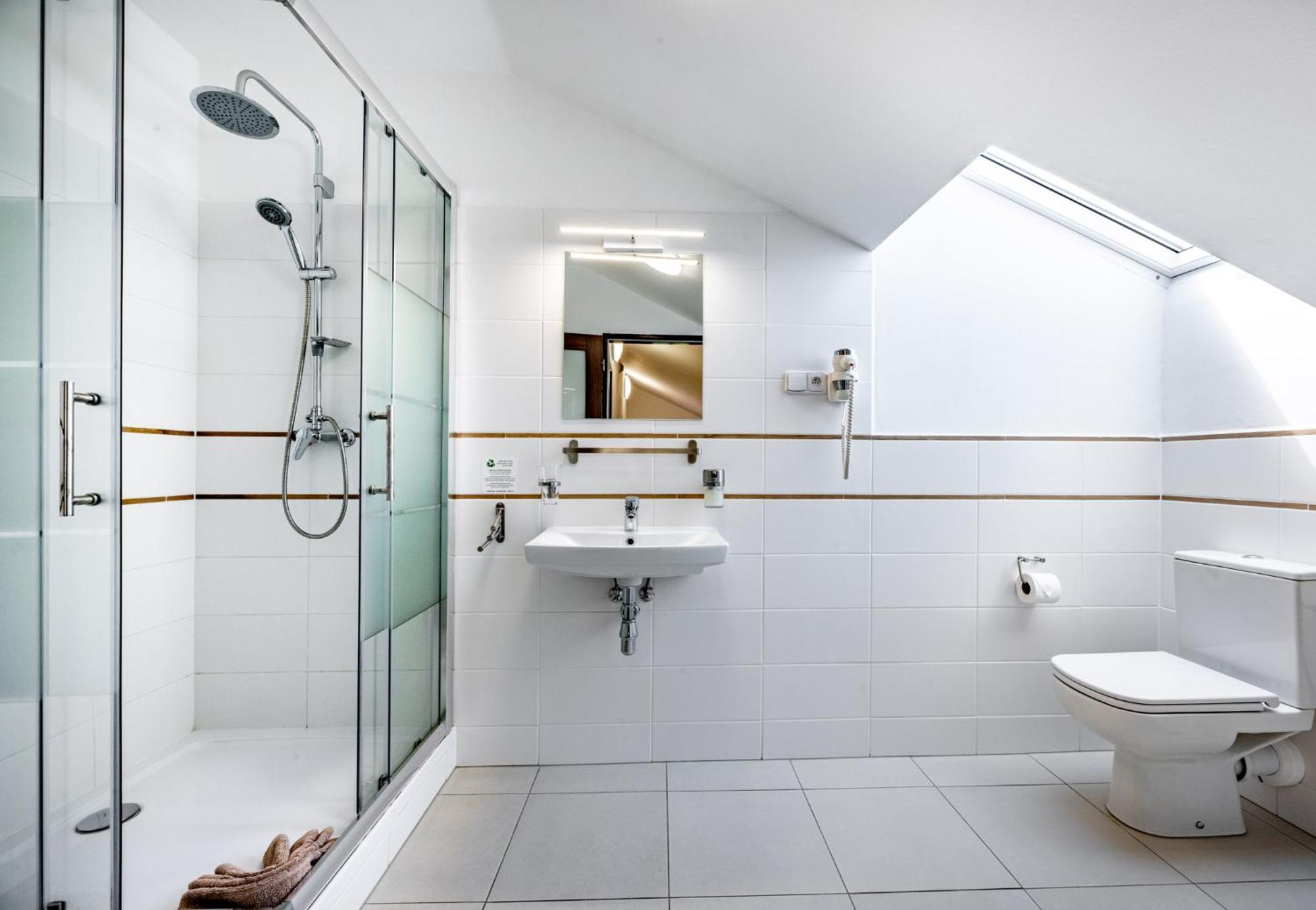 Hotel Svycarsky Dum Sneznik Номер фото