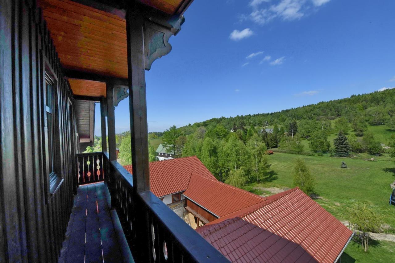 Hotel Svycarsky Dum Sneznik Екстер'єр фото